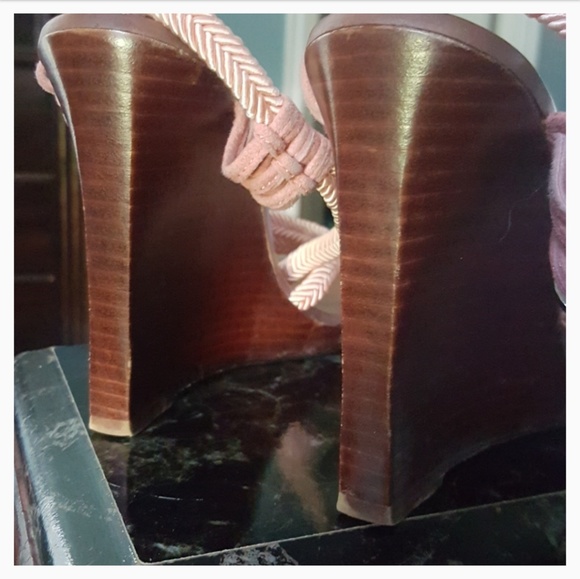 Nina  Coral Wedges - Picture 5 of 5